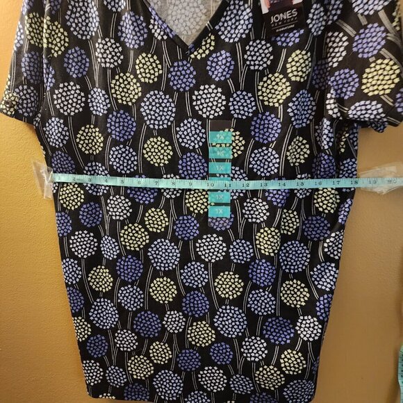 Jones New York Women's Floral-Print Short-Sleeve Top - Picture 9 of 10